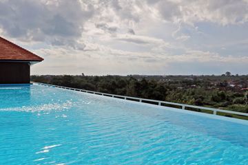 Infinity8 Bali 4*